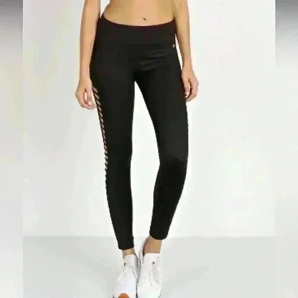 NWOT Revolve Maaji Camera Roll Legging Black Size Large - Picture 5 of 8